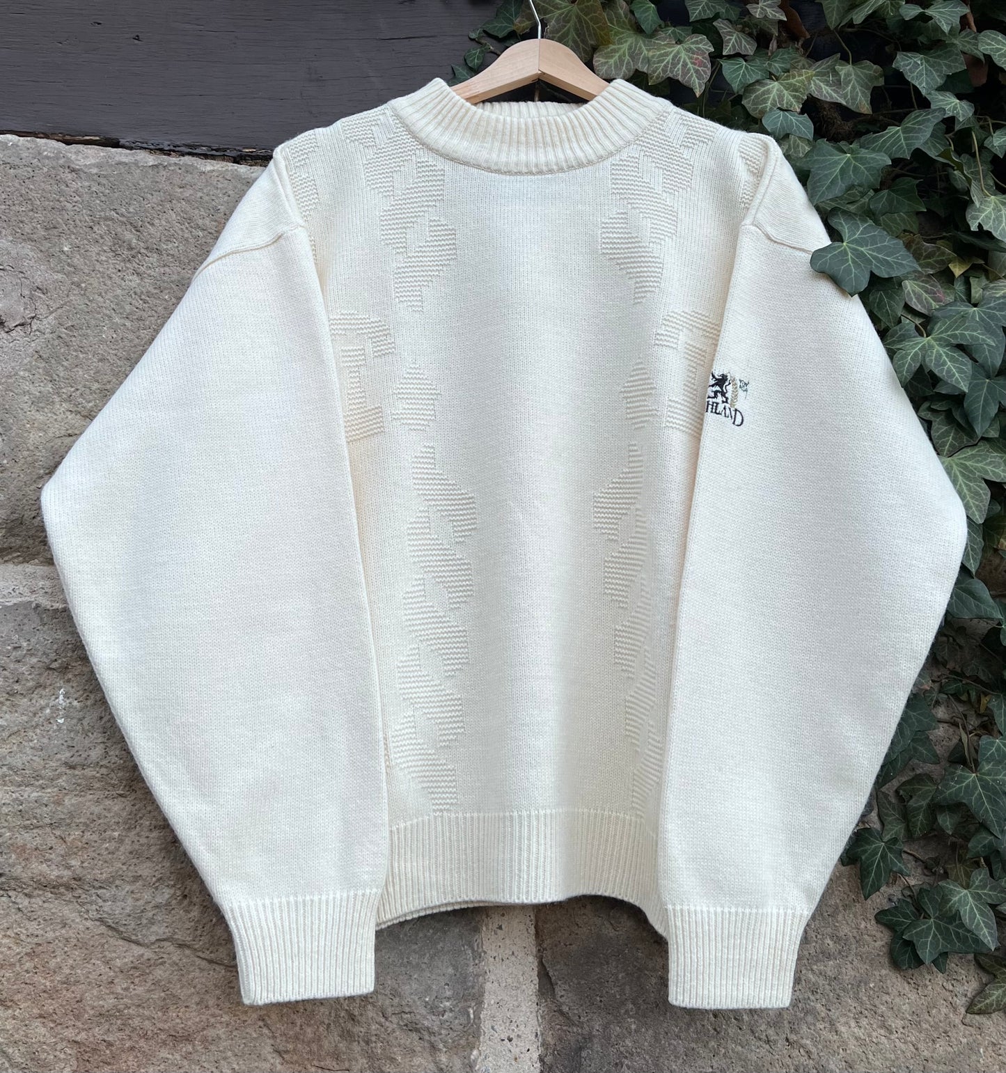 Vintage Oversized Sweater Creme Highland-M