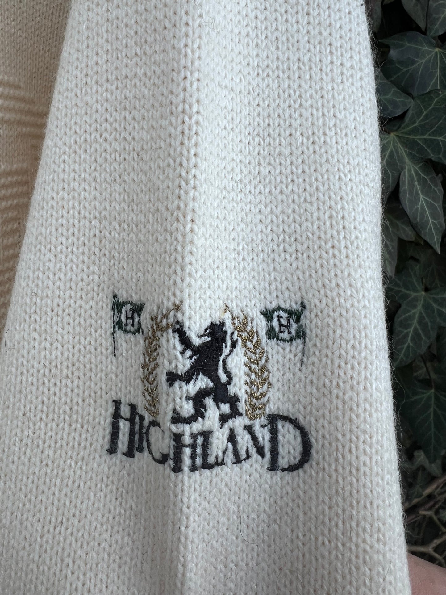 Vintage Oversized Sweater Creme Highland-M