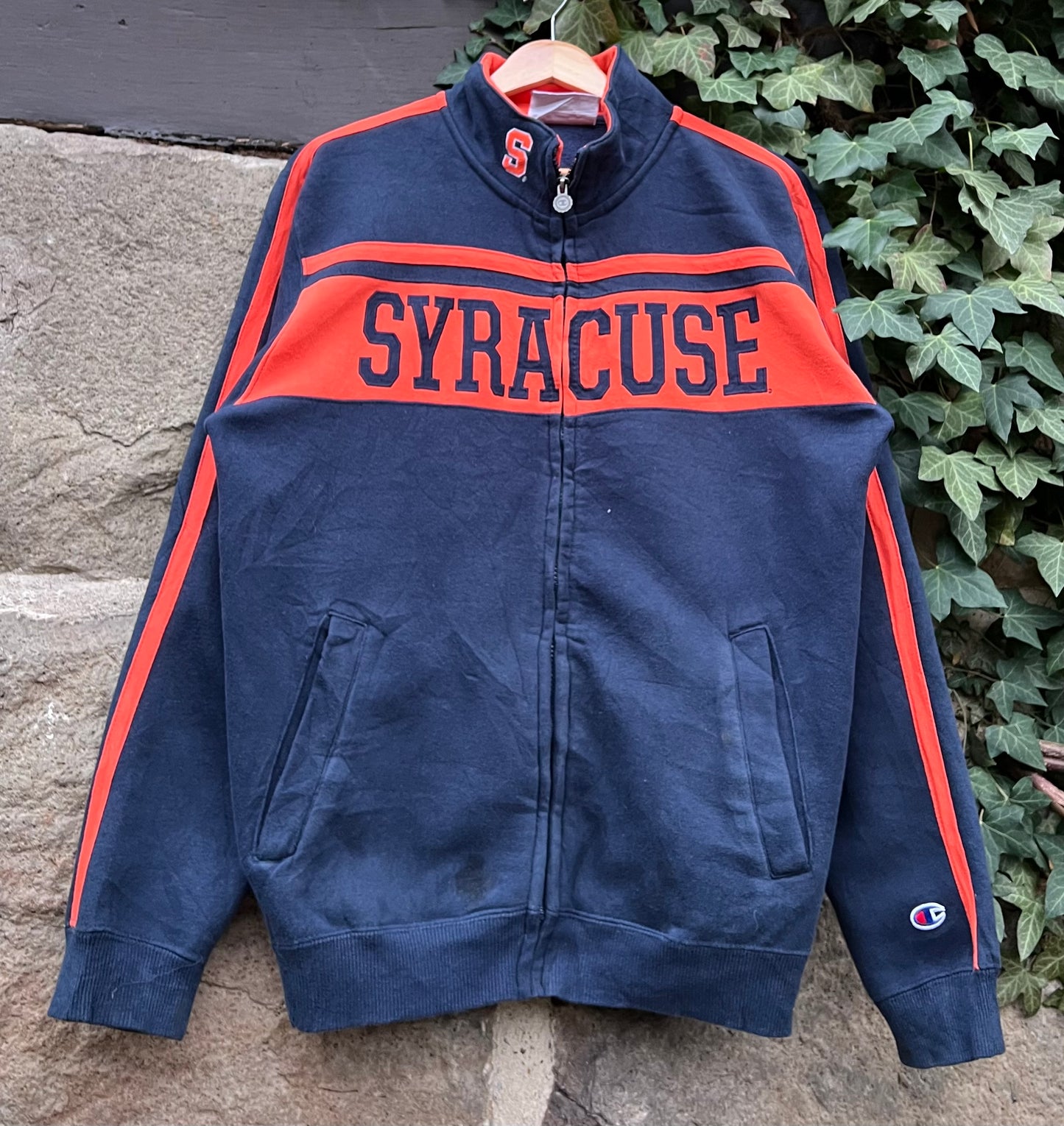 Vintage Zipper Champion Syracuse-M